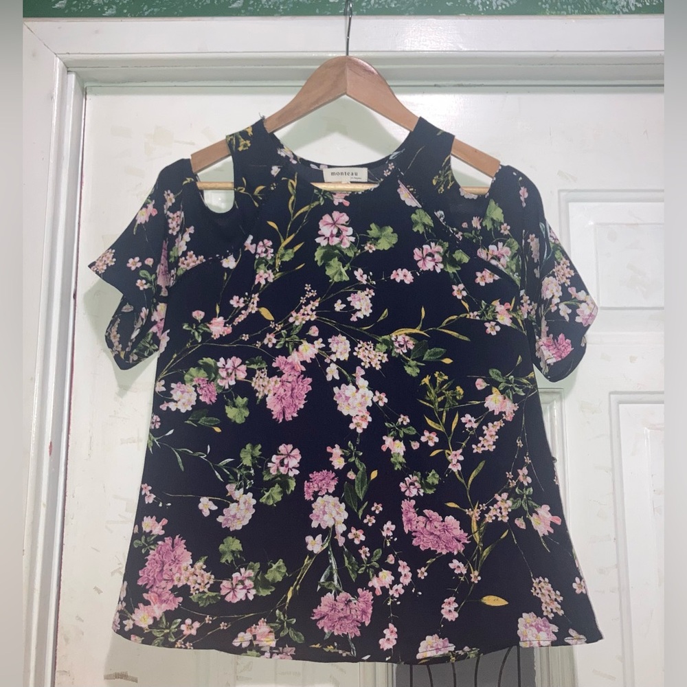 Monteau Los Angeles Women's Floral Navy Cold Shoulder Blouse Size Small